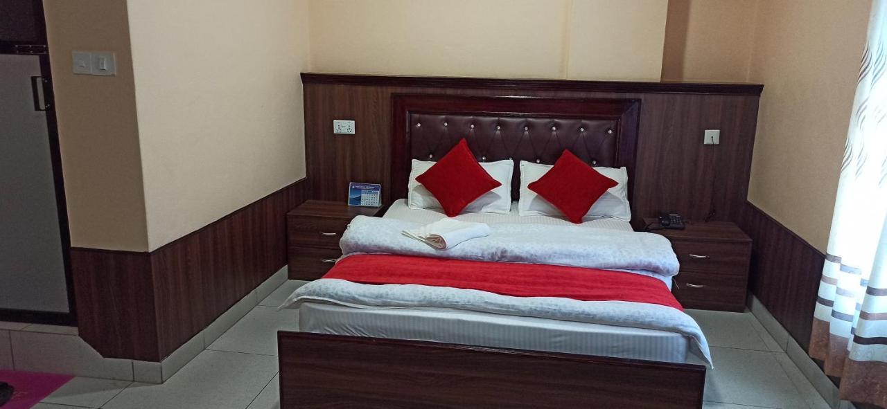 Hotel Royal Chautari, Butwal Bagian luar foto