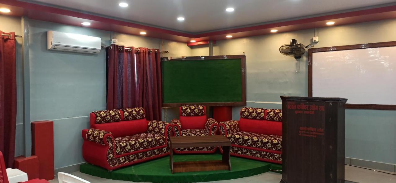 Hotel Royal Chautari, Butwal Bagian luar foto